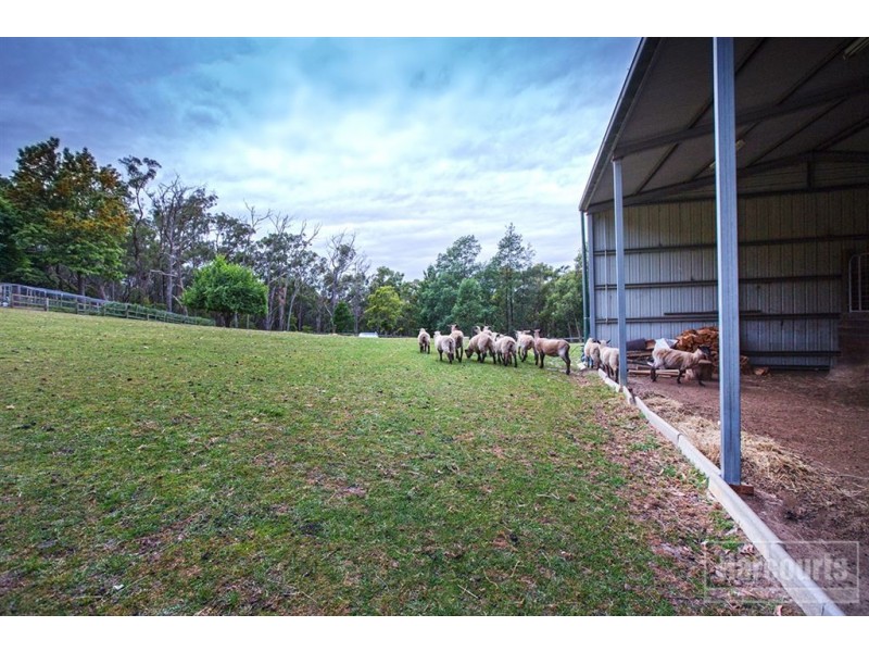 190 Gordon Road, Pakenham Upper VIC 3810