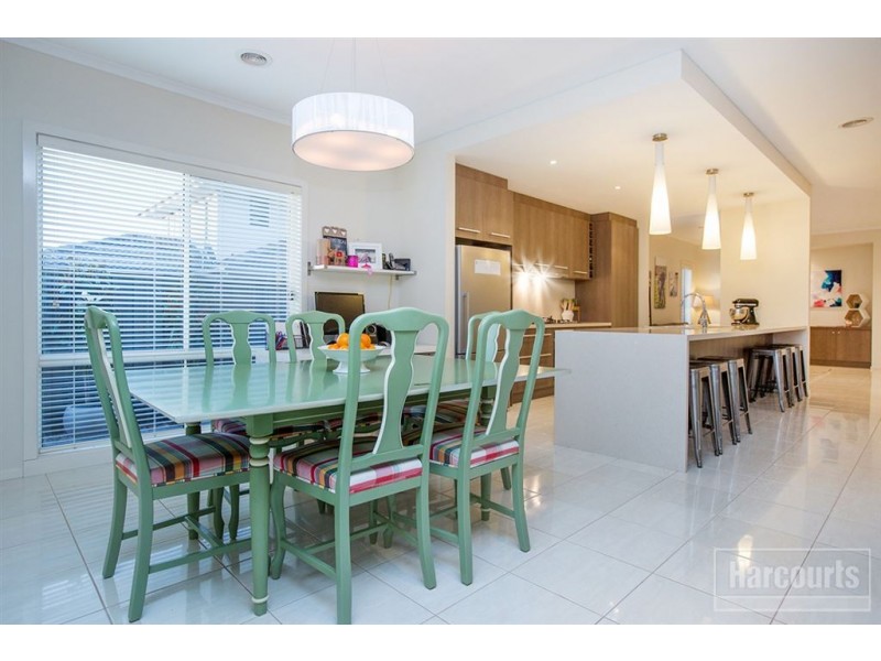 14 Michigan Grange, Pakenham VIC 3810