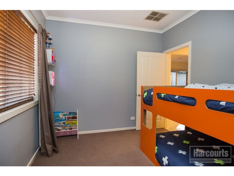 14 Michigan Grange, Pakenham VIC 3810