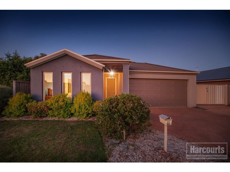 21 Syme Road, Pakenham VIC 3810