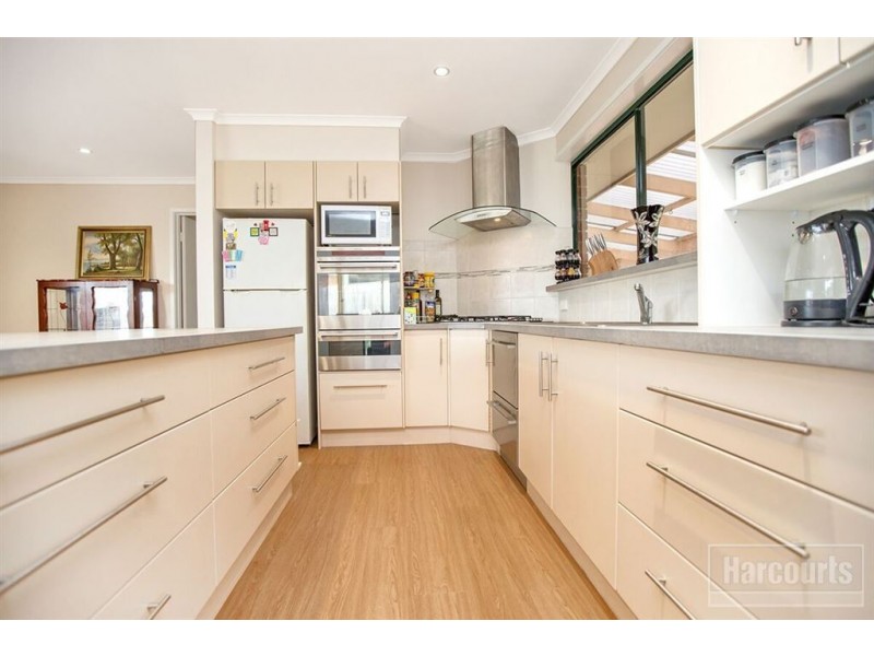 165 Ahern Road, Pakenham VIC 3810