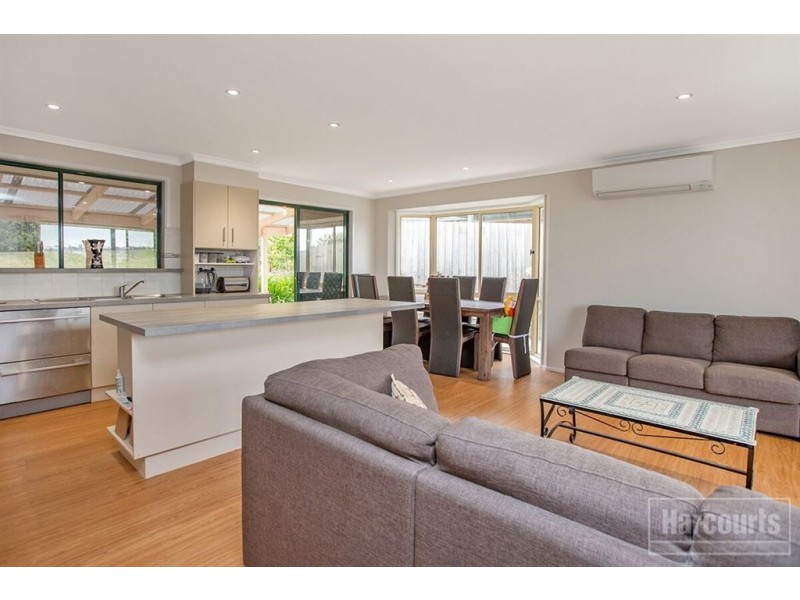 165 Ahern Road, Pakenham VIC 3810