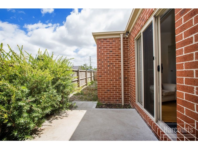 4/3 Princes Highway, Pakenham VIC 3810