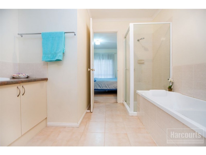 4/1 O’Shannessy Street, Pakenham VIC 3810