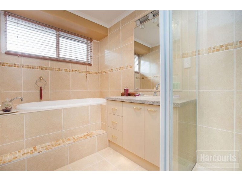 107 Duncan Drive, Pakenham VIC 3810