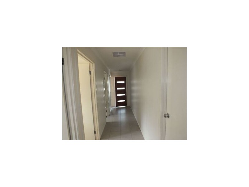 4/6-16 Diston Court, Pakenham VIC 3810