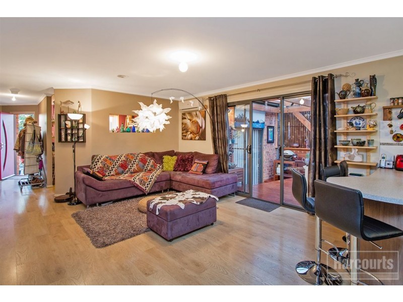 23 Yellow Gum Drive, Pakenham VIC 3810