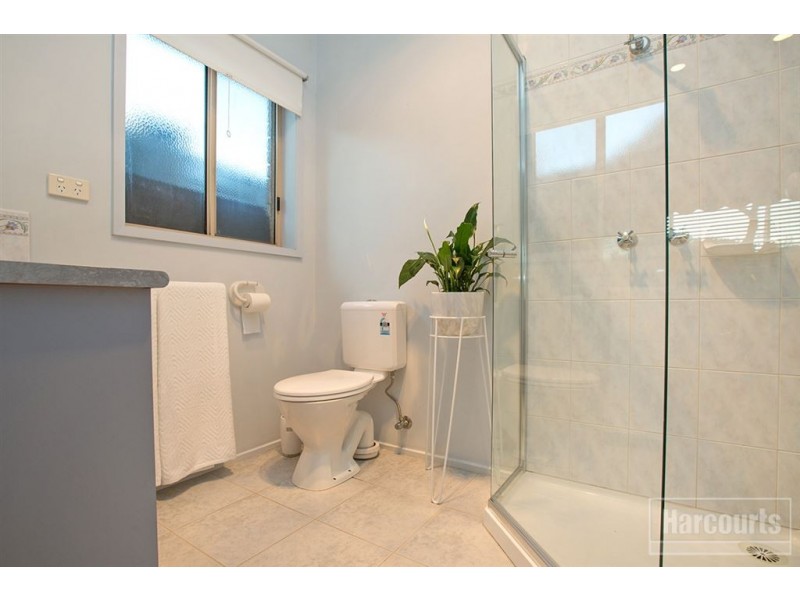 61 Jarryd Crescent, Berwick VIC 3806