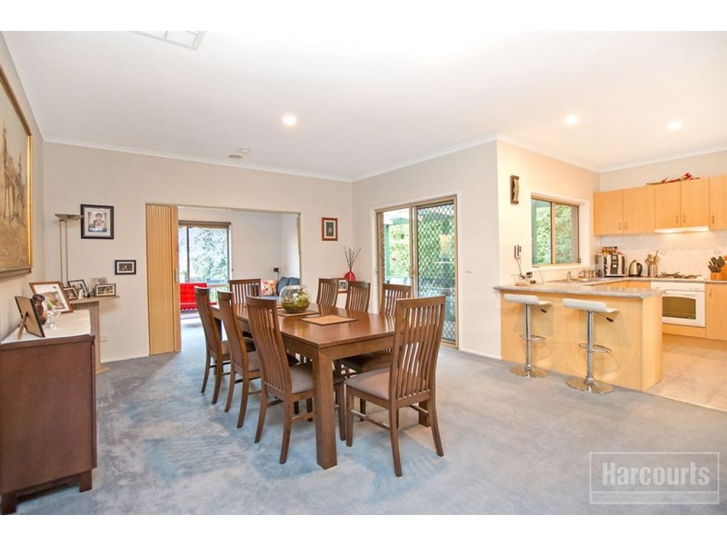 61 Jarryd Crescent, Berwick VIC 3806