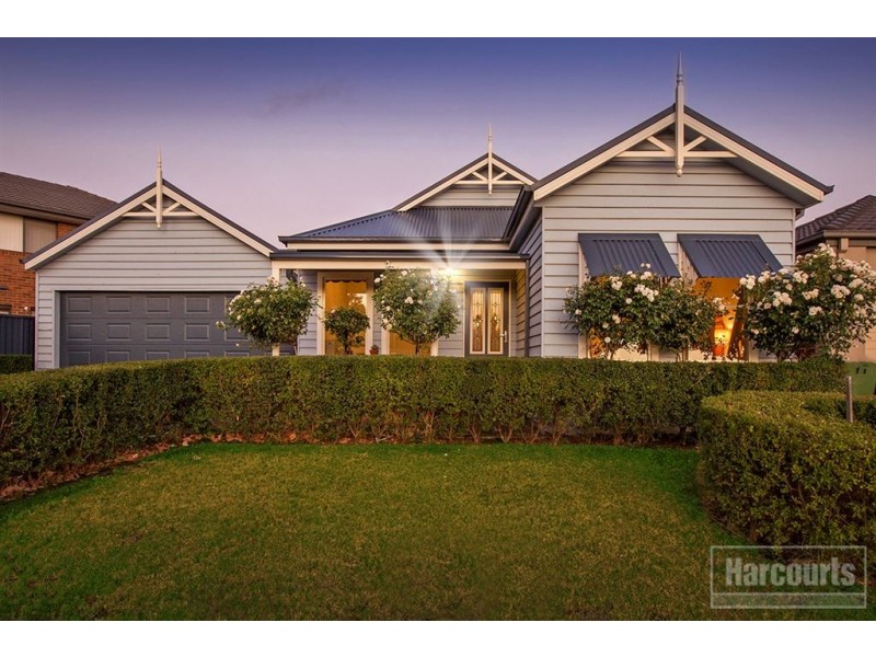 17 The Parkway, Pakenham VIC 3810