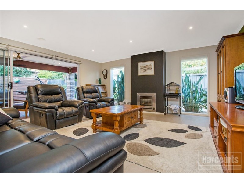 19 Reidel Avenue, Pakenham VIC 3810