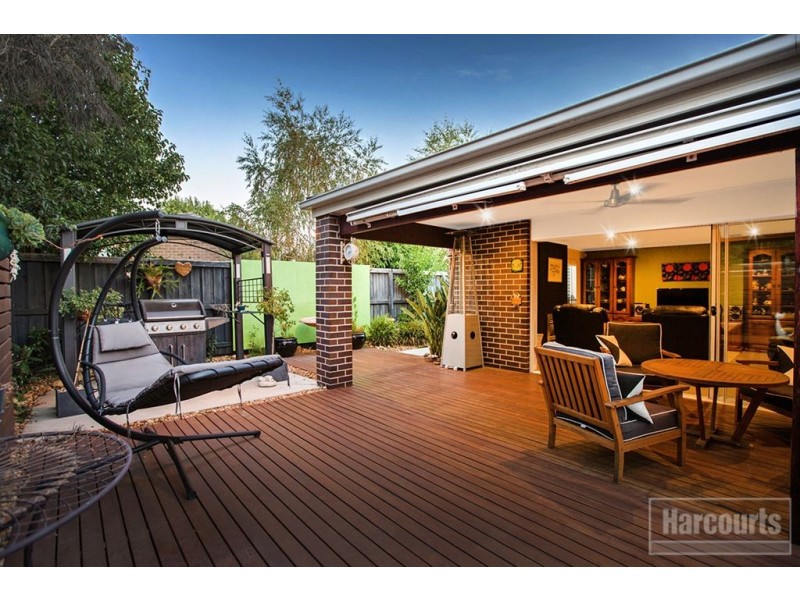 19 Reidel Avenue, Pakenham VIC 3810