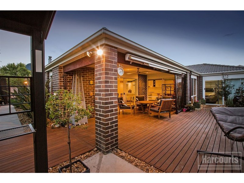 19 Reidel Avenue, Pakenham VIC 3810