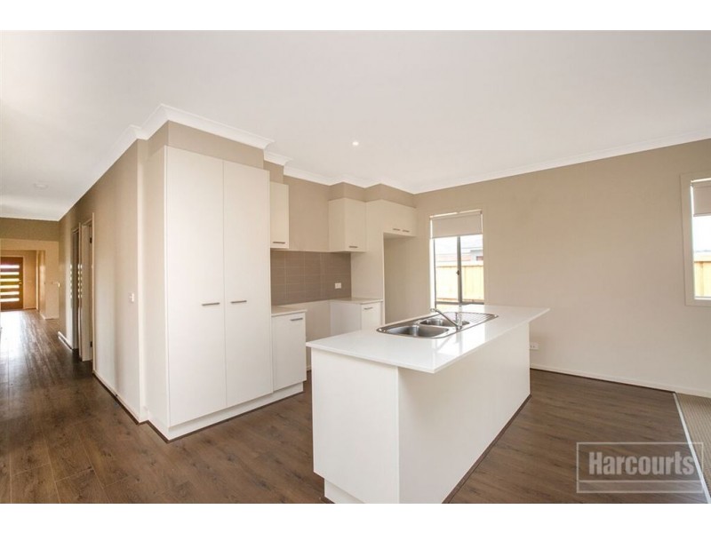 29 Park Central Avenue, Officer VIC 3809