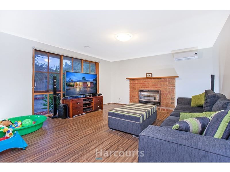 1/54 Cameron Way, Pakenham VIC 3810