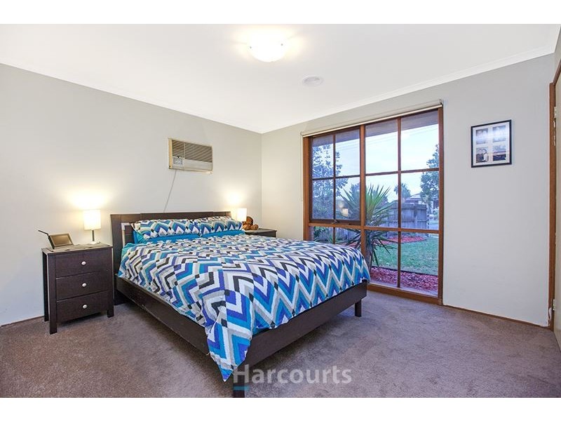 1/54 Cameron Way, Pakenham VIC 3810