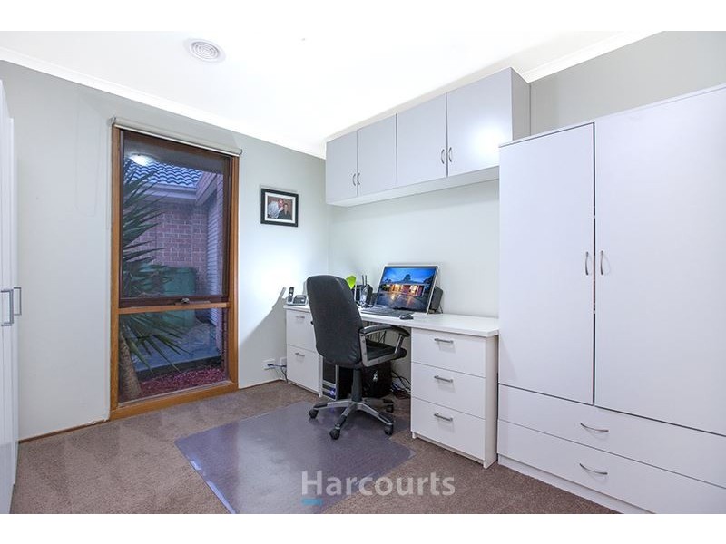 1/54 Cameron Way, Pakenham VIC 3810