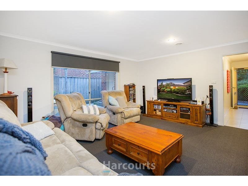 22 Honeysuckle Close, Pakenham VIC 3810