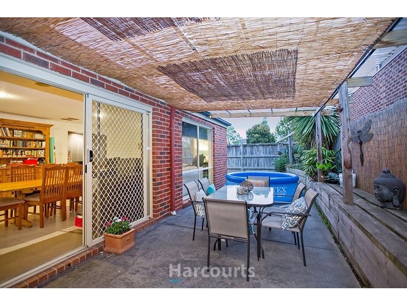 22 Honeysuckle Close, Pakenham VIC 3810