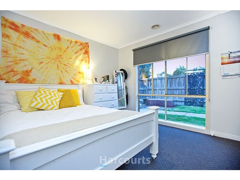 22 Honeysuckle Close, Pakenham VIC 3810