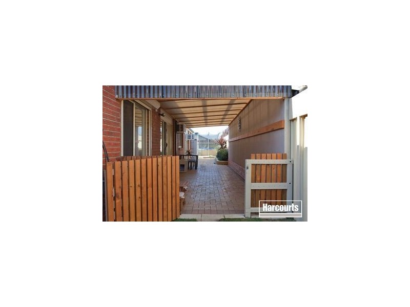 15 Teal Place, Pakenham VIC 3810