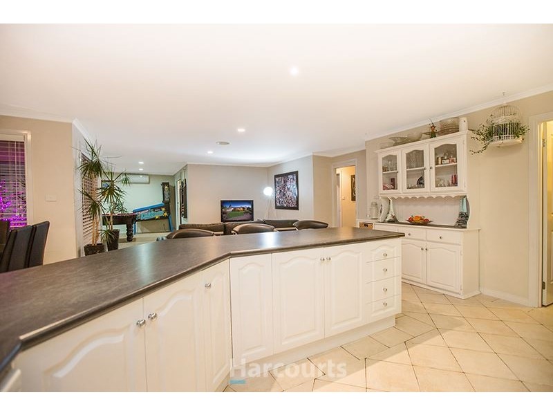 51 Spring Circuit, Pakenham VIC 3810