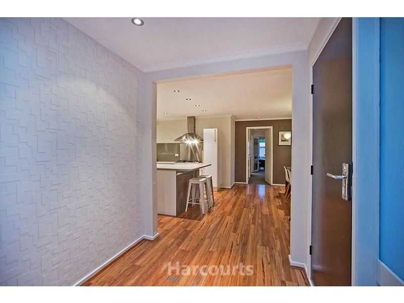 35 Paramount Way, Pakenham VIC 3810