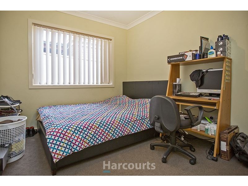 16 Viola Avenue, Pakenham VIC 3810