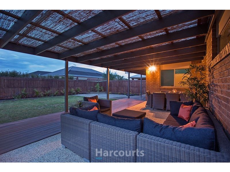 4 Booth Place, Pakenham VIC 3810