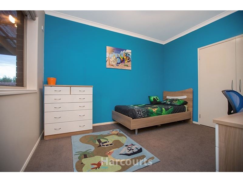 4 Booth Place, Pakenham VIC 3810