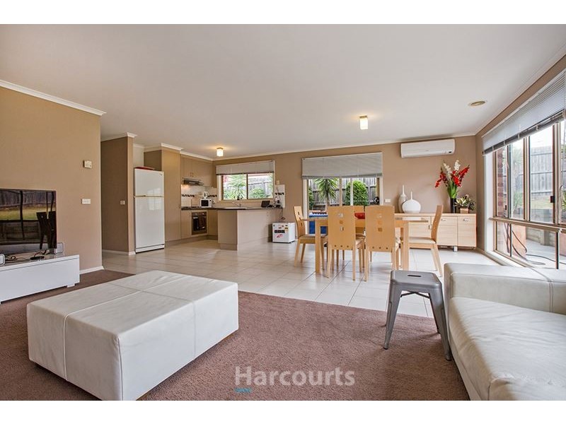 37 Tuscany Rise, Pakenham VIC 3810