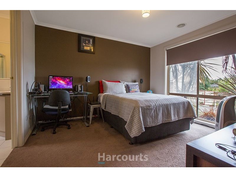 37 Tuscany Rise, Pakenham VIC 3810