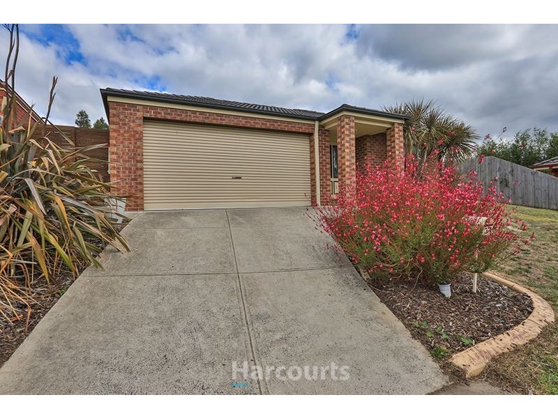 37 Tuscany Rise, Pakenham VIC 3810