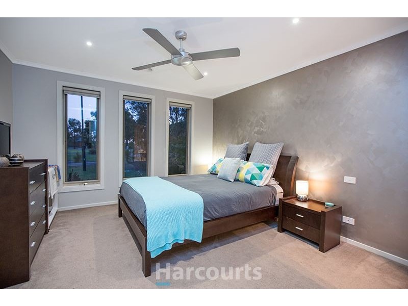 3 Daphne Court, Pakenham VIC 3810