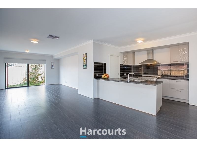 6 Shakespeare Grove, Officer VIC 3809