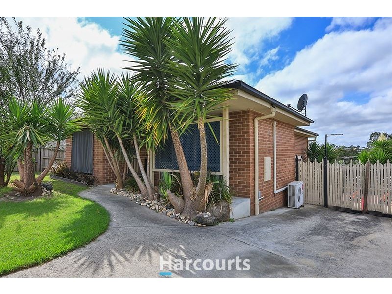 4 Luca Place, Pakenham VIC 3810