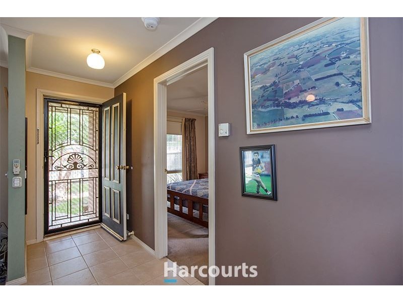 4 Luca Place, Pakenham VIC 3810