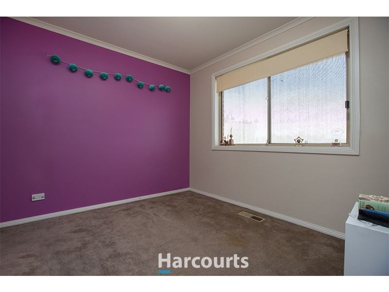 4 Luca Place, Pakenham VIC 3810