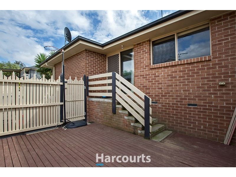 4 Luca Place, Pakenham VIC 3810