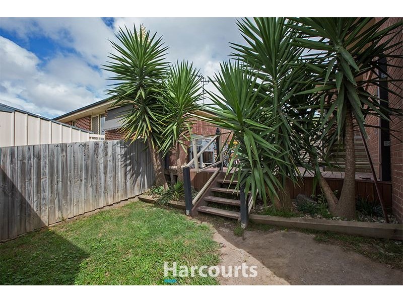 4 Luca Place, Pakenham VIC 3810