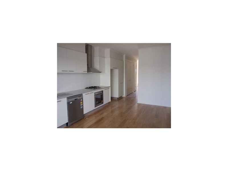 10 Acorn Lane, Pakenham VIC 3810