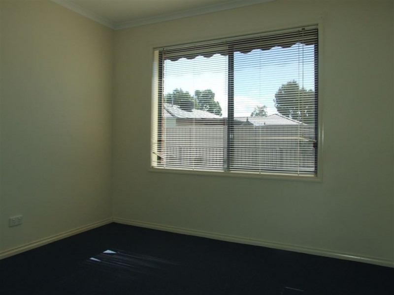 1 Latrobe Avenue, Pakenham VIC 3810