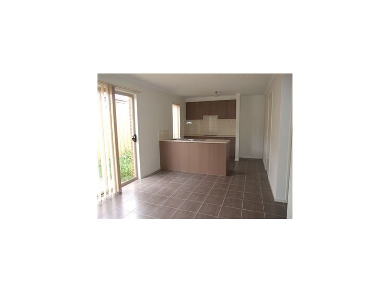 11 Tamar Street, Pakenham VIC 3810