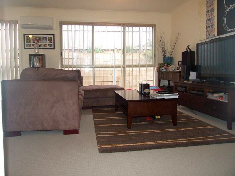 6/51 Leigh Drive, Pakenham VIC 3810