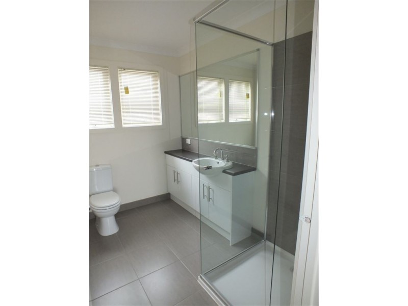 11 Laurina Link, Pakenham VIC 3810