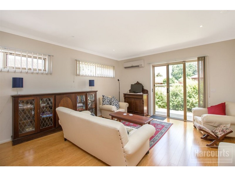 4/3 Princes Highway, Pakenham VIC 3810