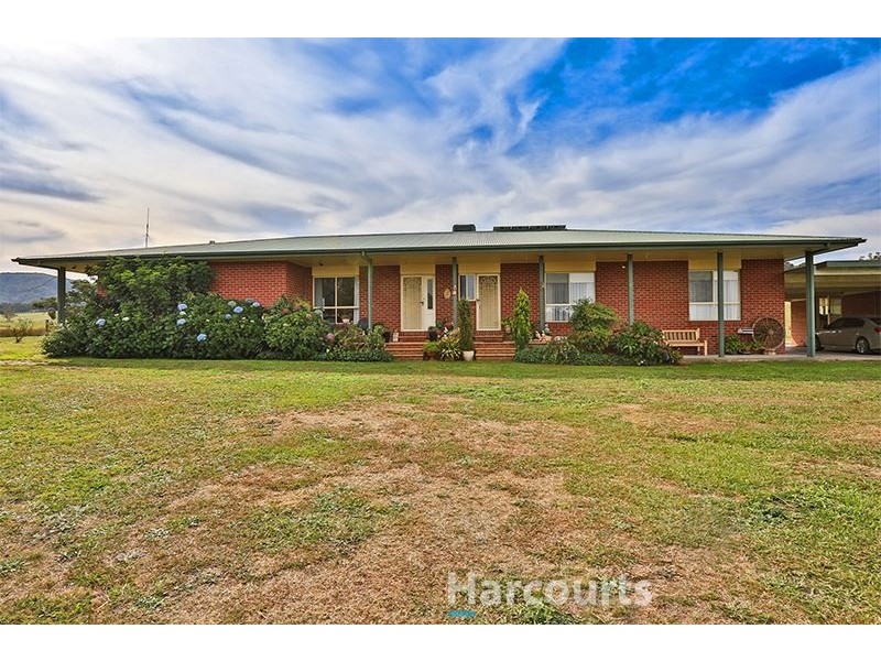 155 Sanders Road, Garfield North VIC 3814