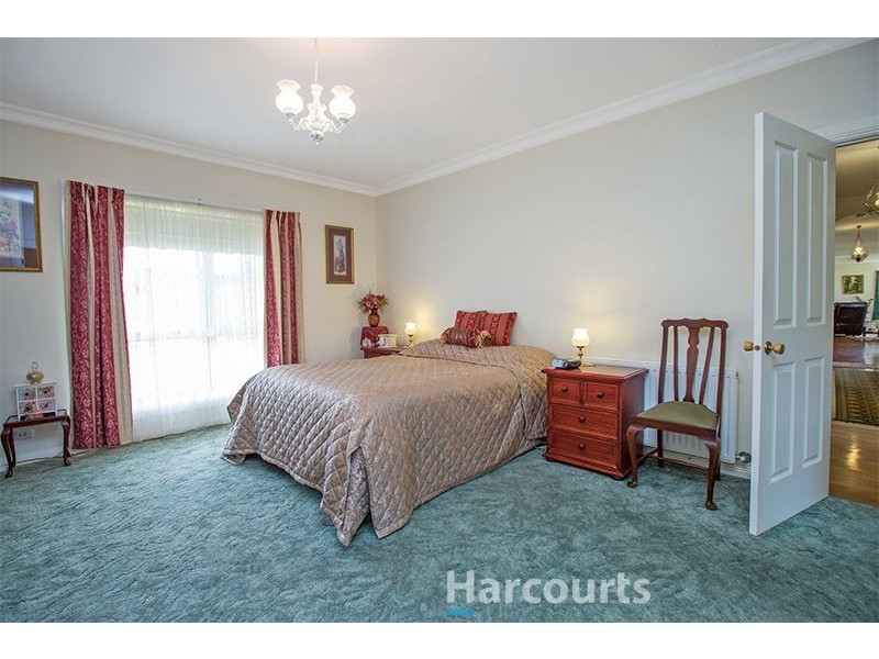 155 Sanders Road, Garfield North VIC 3814