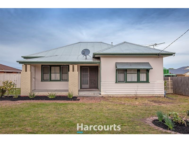 59 Princes Highway, Pakenham VIC 3810