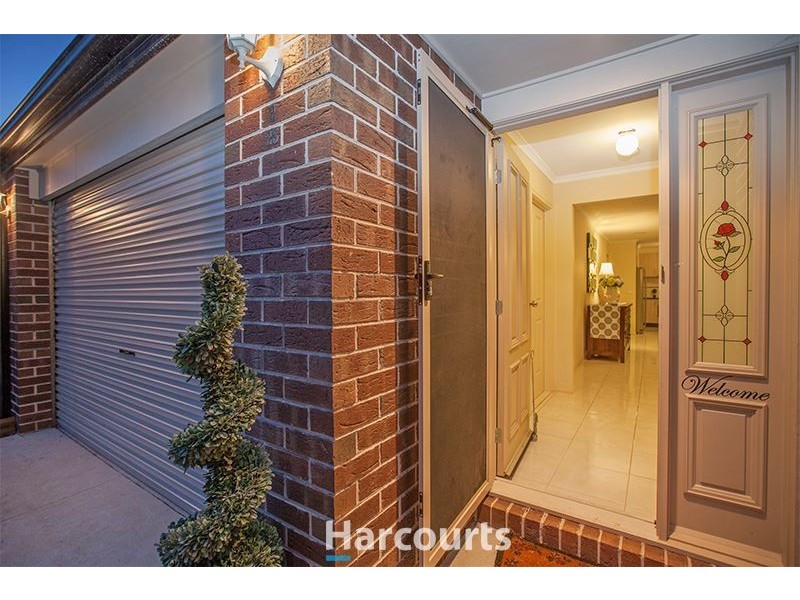 2/23 Melissa Way, Pakenham VIC 3810